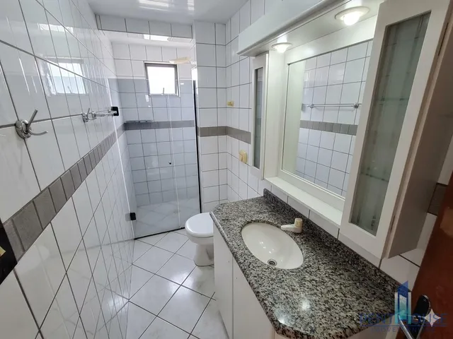 Imagem 12: Apartamento Quadra Mar para Venda em Balneário Camboriú / SC no bairro CENTRO