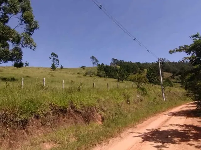 Imagem: Terreno em Salesópolis