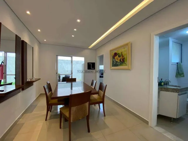 Imagem 2: Casa com 4 quartos à venda no Condomínio Village Royale em Nova Lima/MG. Casa com 4