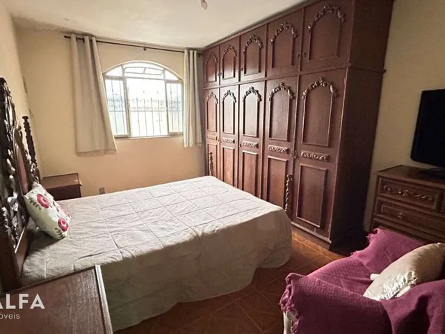 Imagem 14: Casa à Venda no Caminho Novo – Conforto, Espaço e Potencial de Ampliação