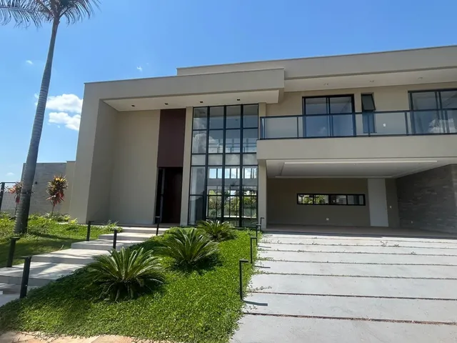 Imagem 10: P style="line-height: 1;">CASA DE ALTO PADRÃO