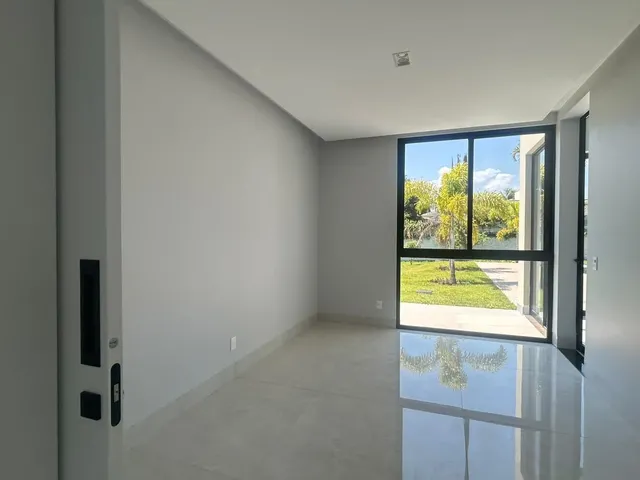 Imagem 5: P style="line-height: 1;">CASA DE ALTO PADRÃO