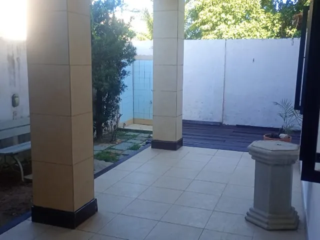 Imagem 8: Casa em Village Residencial próximo à praia ( Aluguel