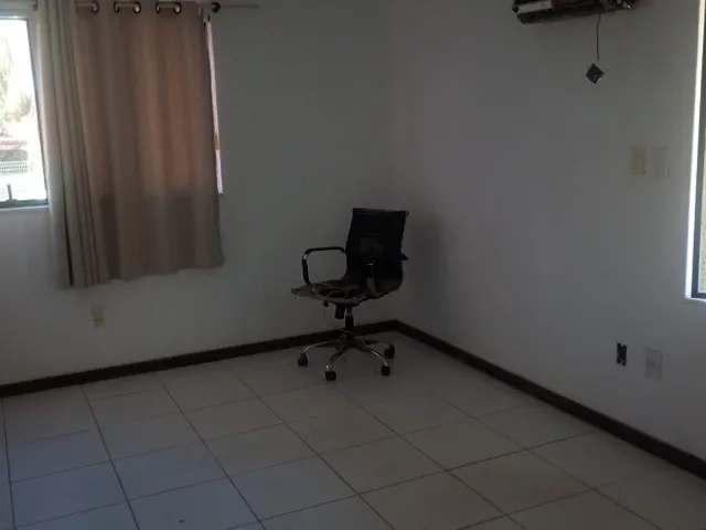 Imagem 14: Casa em Village Residencial próximo à praia ( Aluguel