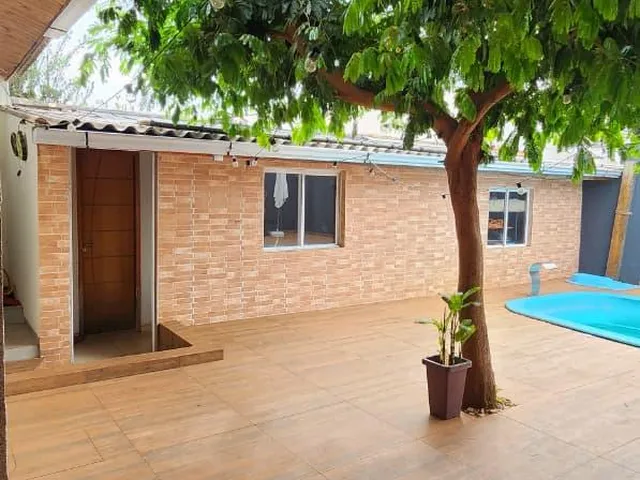 Imagem 9: Casa sozinha no terreno, com piscina à venda na Vila Industrial