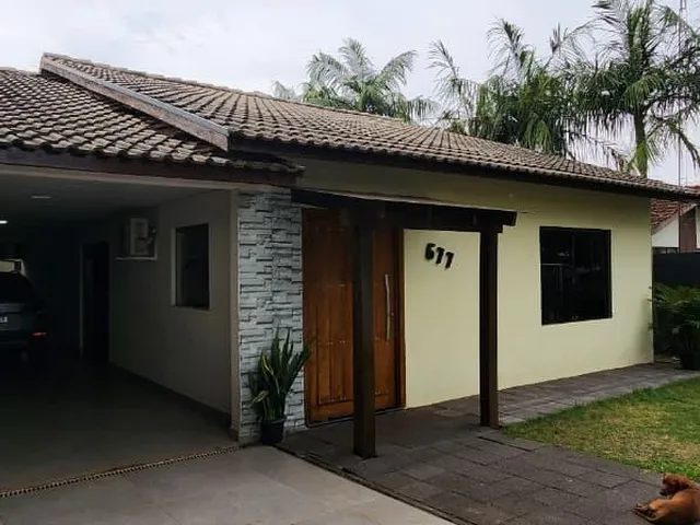 Imagem 14: Casa sozinha no terreno, com piscina à venda na Vila Industrial