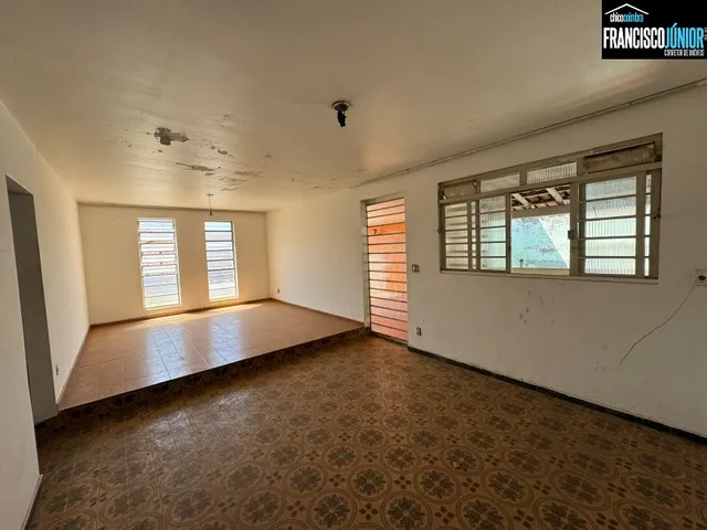 Imagem 10: CASA NO SETOR COIMBRA