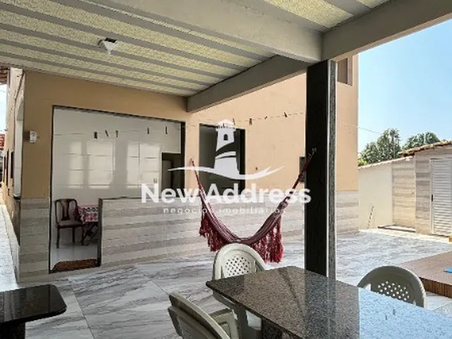 Imagem: Duas casas à venda no bairro Bela Aurora