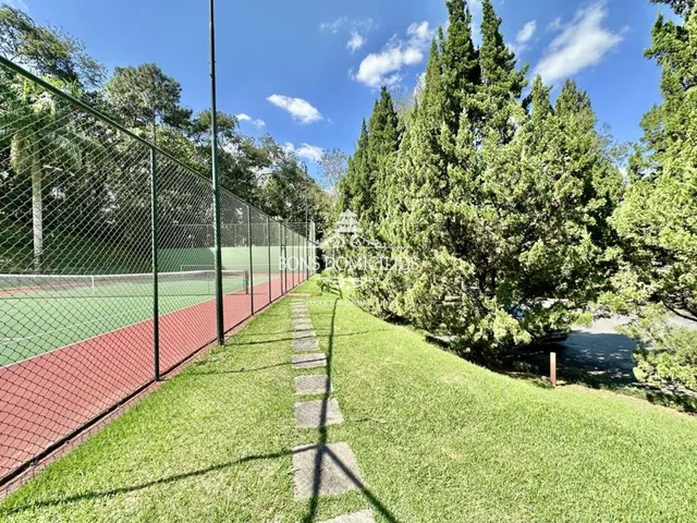 Imagem 4: Casa de Alto Padrão em Condomínio de Luxo em Cotia-SP, 3 quartos, 3 suítes, 3 salas, 5