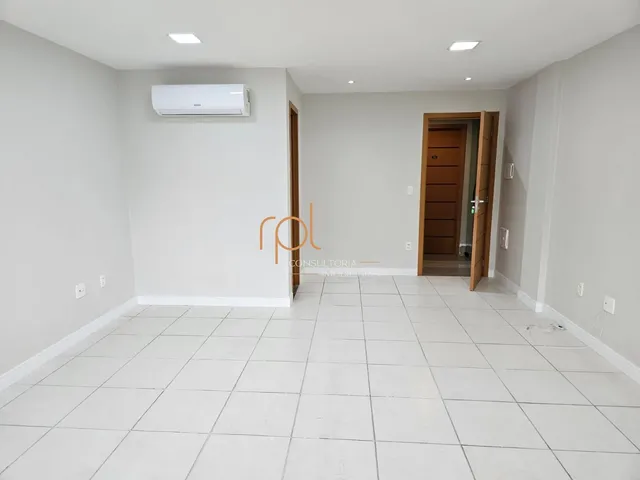 Imagem 9: Sala comercial para alugar no bairro Quarteirão Brasileiro - Petrópolis/RJ