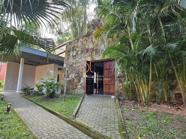 Imagem 6: Sala comercial para alugar no bairro Quarteirão Brasileiro - Petrópolis/RJ