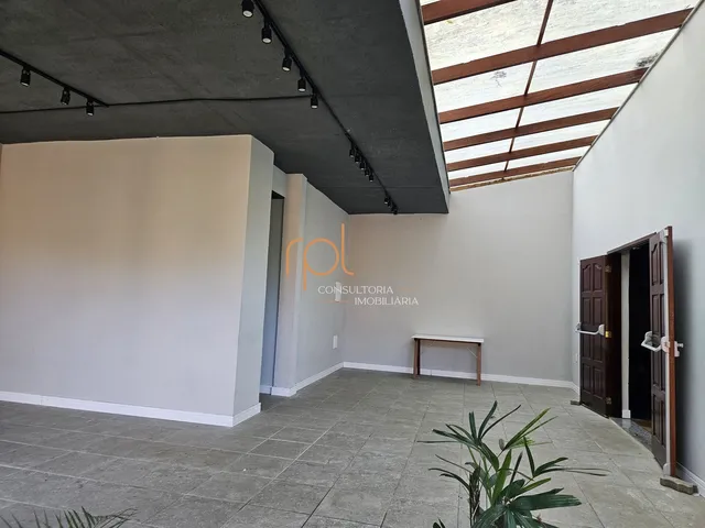 Imagem 7: Sala comercial para alugar no bairro Quarteirão Brasileiro - Petrópolis/RJ