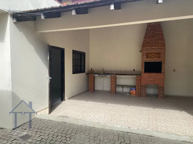 Imagem 6: Casa plana no bairro Itaum