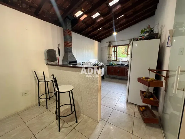 Imagem 5: Sobrado Espaçoso com 3 Suítes em São Lourenço da Serra - 265m²