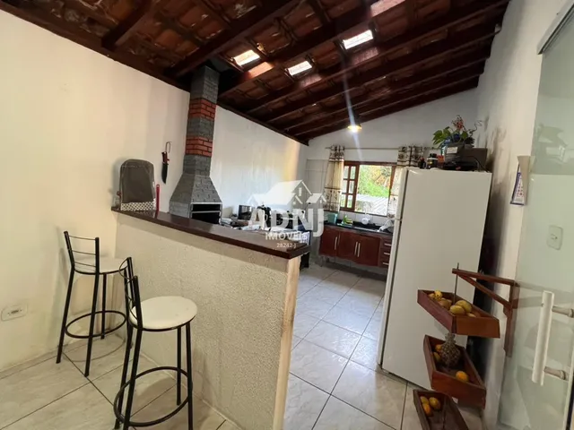 Imagem 6: Sobrado Espaçoso com 3 Suítes em São Lourenço da Serra - 265m²