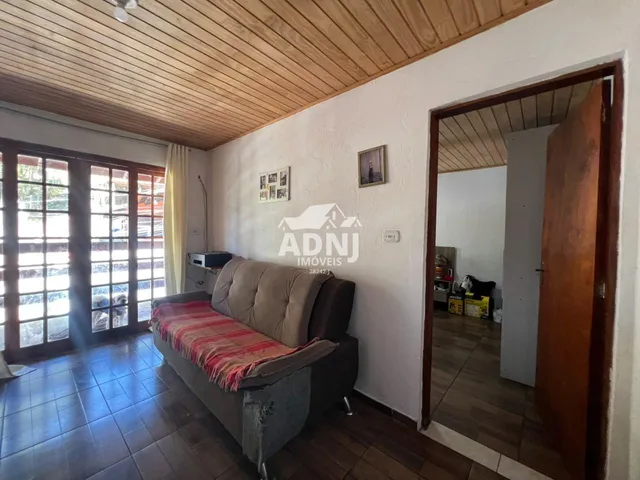 Imagem 4: Sobrado Espaçoso com 3 Suítes em São Lourenço da Serra - 265m²