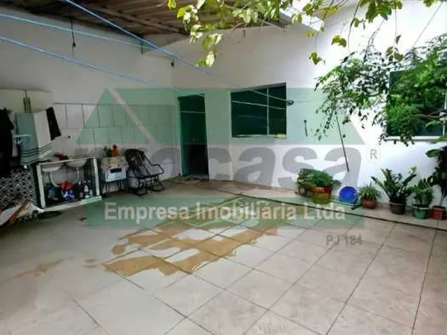 Imagem 6: Casa de rua : / Residencial / Coroado