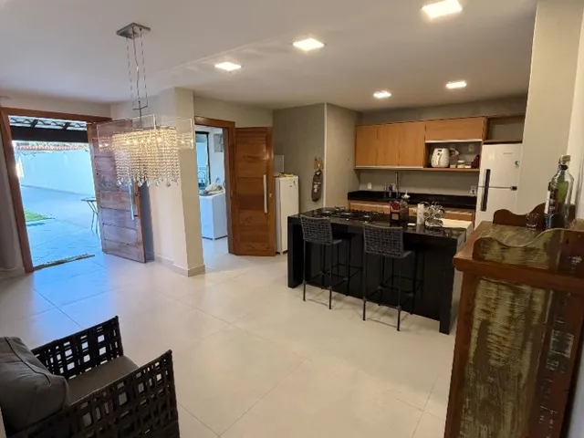 Imagem 3: Imperdível casa duplex à venda em Guarapari-ES, bairro Santa Mônica! Amplo quintal