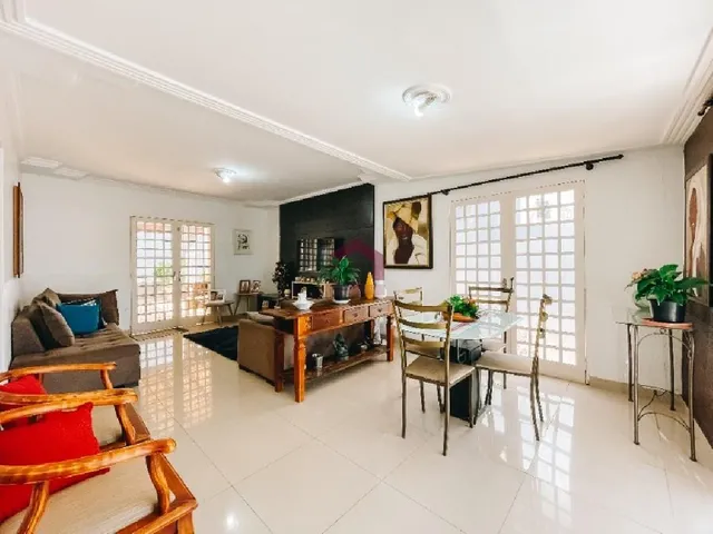 Imagem 14: LOTE COM 02 CASAS - 05 QUARTOS - 03 SUÍTES - ÁREA DE LAZER - SHA CONJUNTO 3