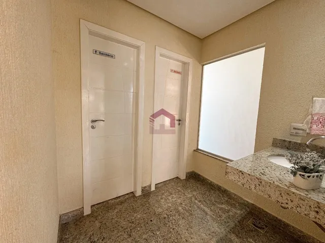 Imagem 10: PARK WAY - 2.500M² - 4 SUÍTES - ESPAÇO GOURMET - PISCINA - SAUNA - ALTO PADRÃO