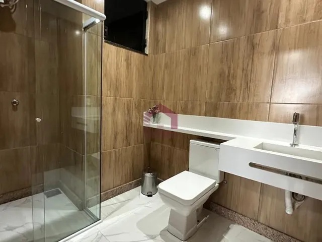 Imagem 6: ARNIQUEIRA - 5 QUARTOS - 3 SUÍTES - REFORMADA - ALTO PADRÃO - CONDOMÍNIO FECHADO