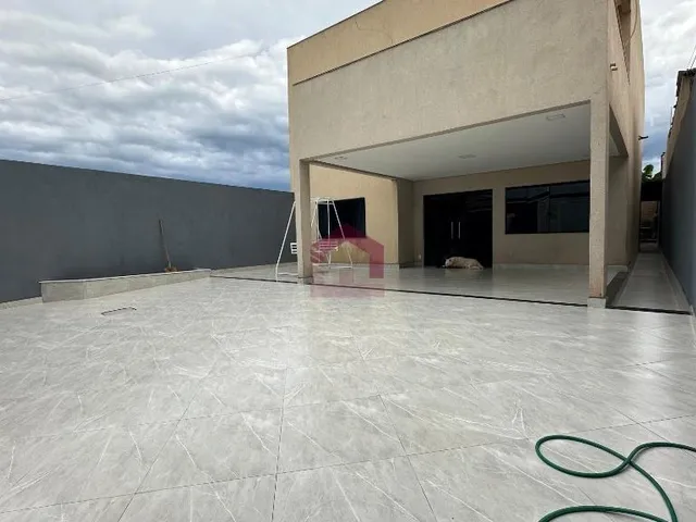 Imagem 5: ARNIQUEIRA - 5 QUARTOS - 3 SUÍTES - REFORMADA - ALTO PADRÃO - CONDOMÍNIO FECHADO