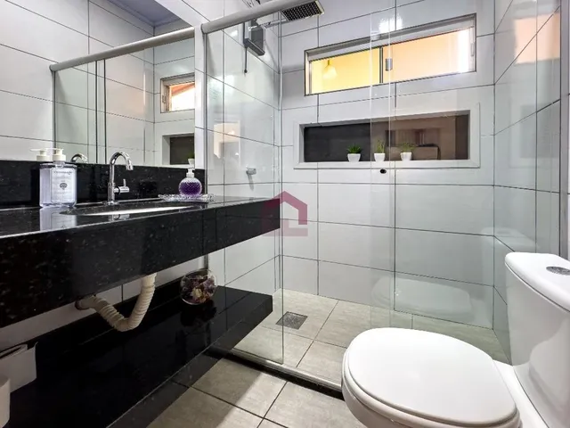 Imagem 3: CASA - ALTO PADRÃO - 5 QUARTOS - LAZER GOURMET - CONDOMÍNIO FECHADO - LAGO NORTE