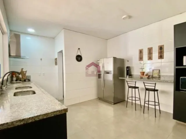 Imagem 5: PRIVÊ LAGO SUL - CASA ALTO PADRÃO - 4 SUÍTES - LAZER COMPLETO - JARDIM BOTÂNICO