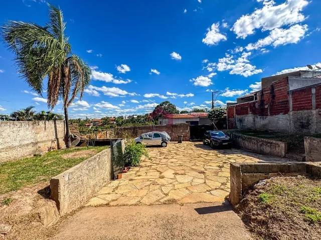 Imagem 8: SHA CONJ. 1 - CASA - 860M² - 4 QUARTOS - 1 SUÍTE - QUINTAL AMPLO - ARNIQUEIRAS