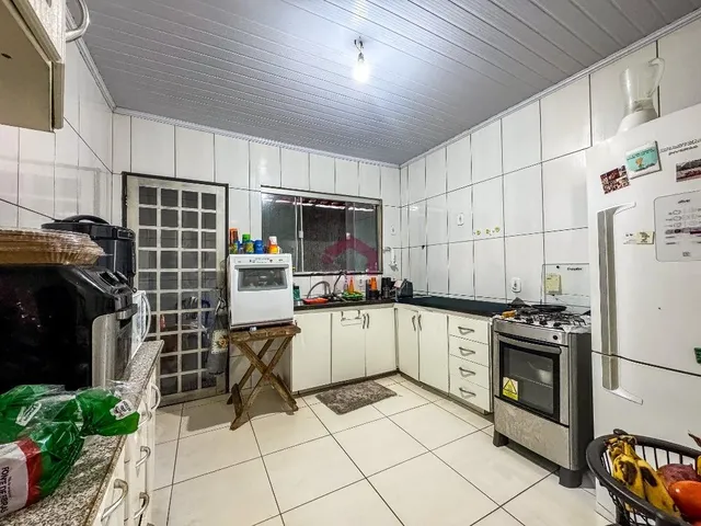 Imagem 2: SHA CONJ. 1 - CASA - 860M² - 4 QUARTOS - 1 SUÍTE - QUINTAL AMPLO - ARNIQUEIRAS