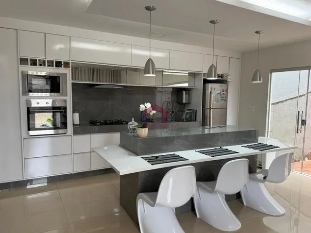 Imagem 5: ARNIQUEIRA CONJUNTO 4 - CASA - 3 QUARTOS - 400M² - PISCINA - CONDOMÍNIO FECHADO