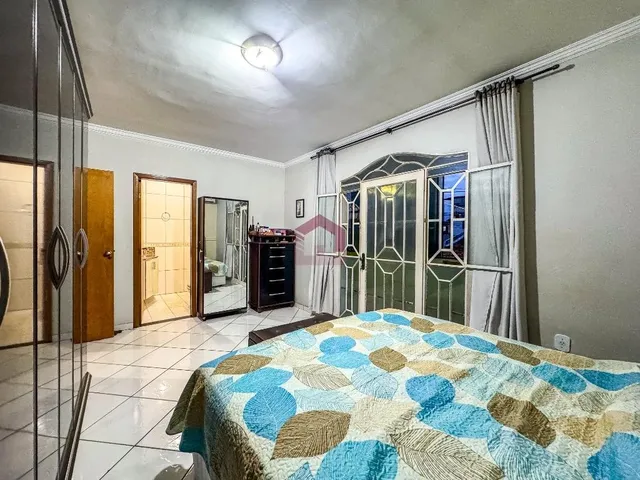 Imagem 5: CASA SOBRADO - CEILÂNDIA SUL - QNP 14 - 3 QUARTOS - SUÍTE - CHURRASQUEIRA