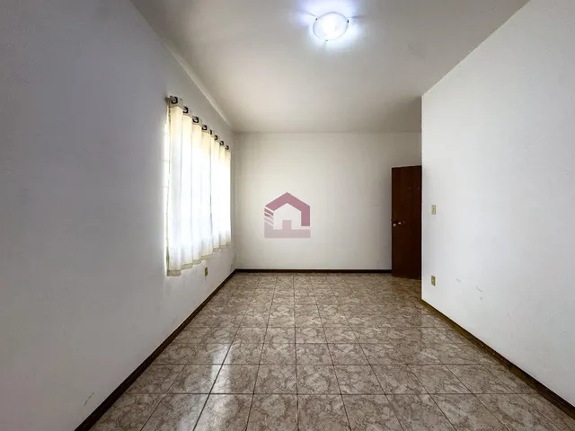 Imagem 12: RUA 3 - VICENTE PIRES - 3 QUARTOS - 5 BANHEIROS - LOTE 1200M² - CHURRASQUEIRA