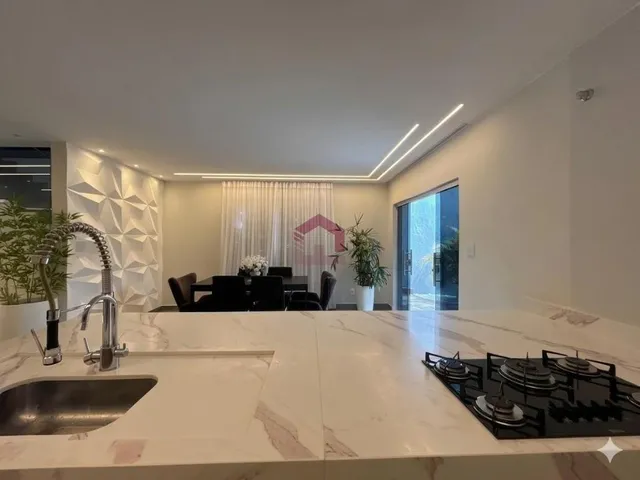 Imagem 7: SHA CONJUNTO 5 - CONDOMÍNIO FECHADO - SOBRADO - 3 QUARTOS - 280M² - ALTO PADRÃO