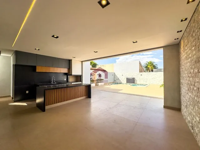 Imagem 12: RUA 12 - CASA ALTO PADRÃO - 4 SUÍTES - 400M² - PISCINA - GOURMET - VICENTE PIRES