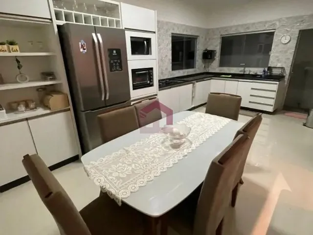 Imagem 4: QNM 40 - 250M² - 3 QUARTOS - REFORMADA - PISCINA - CHURRASQUEIRA - TAGUATINGA