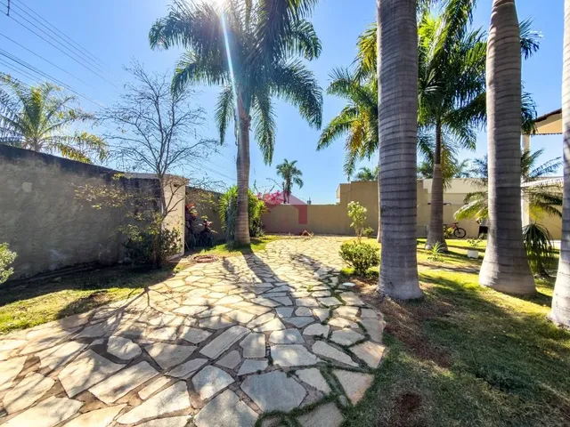 Imagem 8: ARNIQUEIRA - SHA 8 - 5 SUÍTES - ÁREA GOURMET - PISCINA - 1.600M² - ALTO PADRÃO