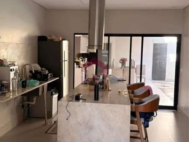 Imagem 4: SHA 5 - 200M² - 3 QUARTOS - 2 SUÍTES - PISCINA AQUECIDA - CASA NOVA - ARNIQUEIRA