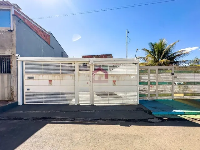 Imagem 2: QR 502 - CASA - 6 QUARTOS - 2 SUÍTES - 8 VAGAS - 360M² - SAMAMBAIA SUL