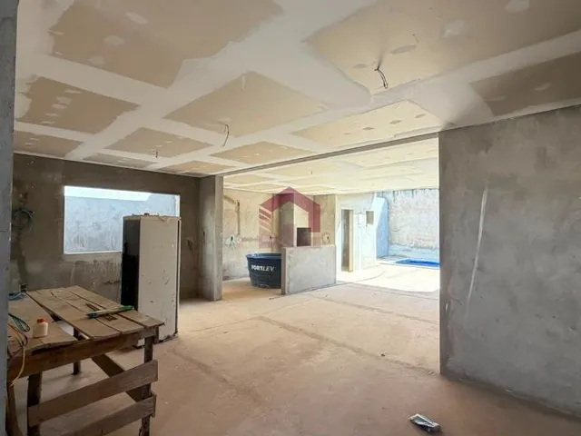 Imagem 2: ARNIQUEIRAS - SHA CHÁCARA 24 - 03 SUÍTES - PISCINA - ÁREA GOURMET - 245M²