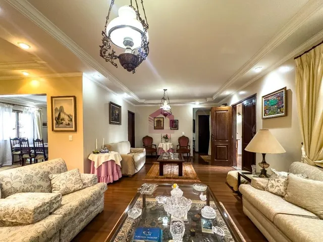 Imagem 4: PARK WAY - QUADRA 5 - LOTE 2.500M² - 4 QUARTOS - 2 SUÍTES - PISCINA - ÁREA VERDE