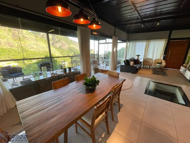 Imagem 4: Casa exuberante à venda em Buenos Aires, nas montanhas de Guarapari, com vista para o