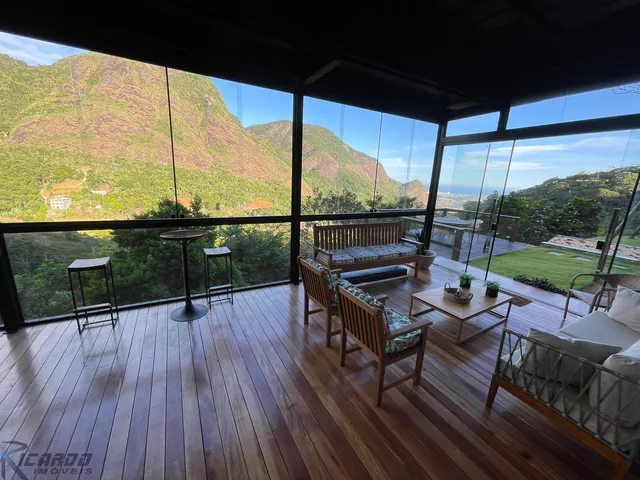 Imagem 10: Casa exuberante à venda em Buenos Aires, nas montanhas de Guarapari, com vista para o