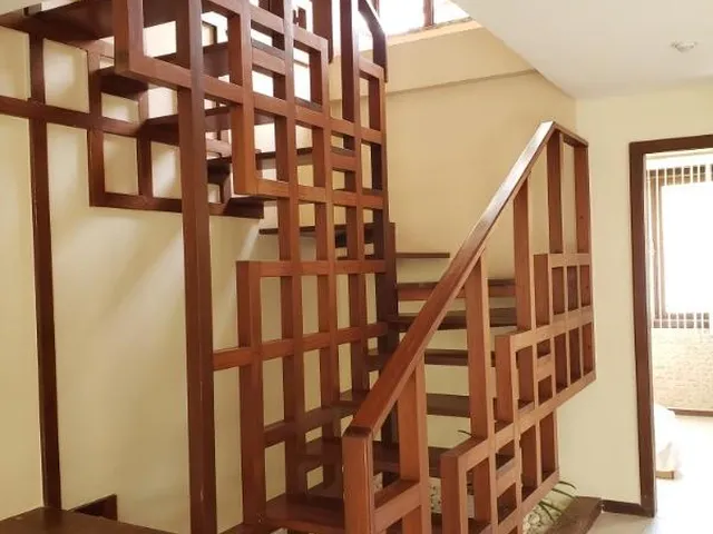 Imagem 2: Casa de luxo no condomínio Jardim Placaford- 5 quartos, 5 suítes, 4 vagas de garagem em
