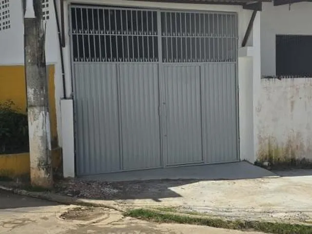 Imagem 4: Galpão com 100 m², pé direito 6 metros, escritório, dois banheiros, copa, para alugar