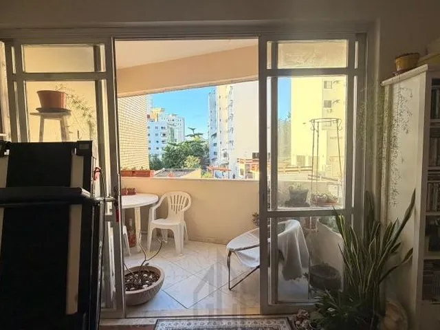 Imagem 3: Apartamento amplo com 126 m², 3/4 varanda, dependencia a venda no Costa Azul Salvador