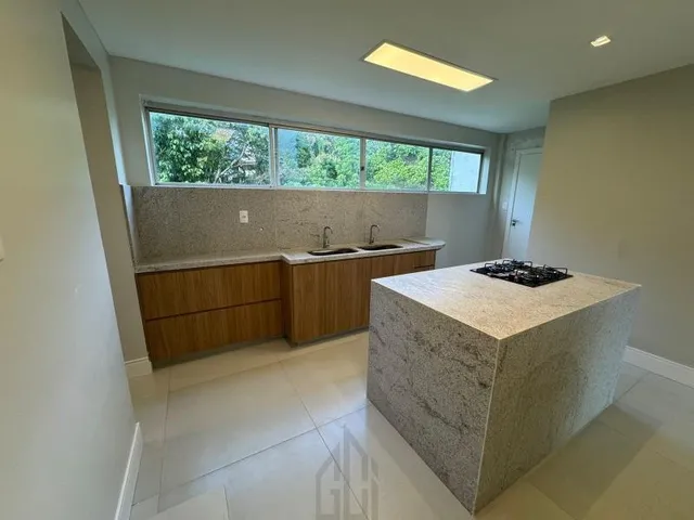 Imagem 16: Apartamento 68 m² com 2/4, duas suítes, decorado no 4 andar Alfa Class na Paralela
