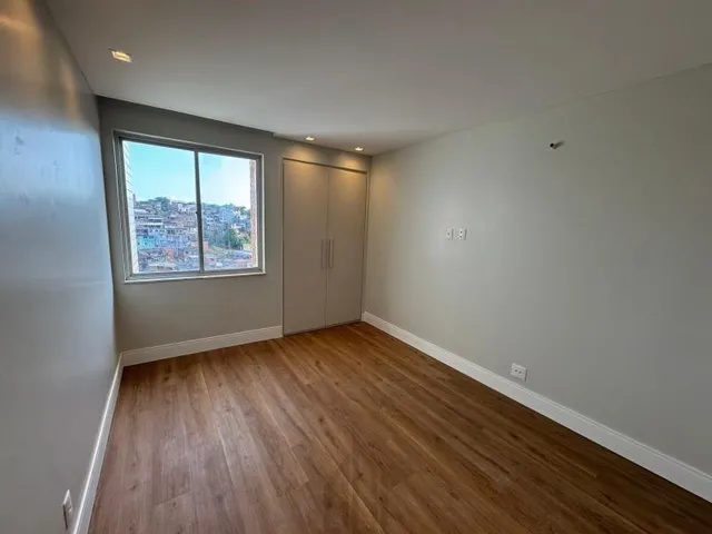 Imagem 9: Apartamento 68 m² com 2/4, duas suítes, decorado no 4 andar Alfa Class na Paralela