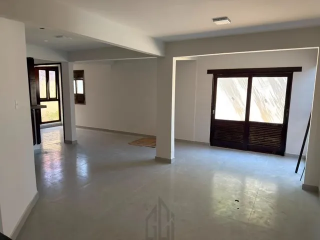 Imagem 6: Casa alto padrão ampla para alugar em Vilas do Atlântico localizada na Rua Praia de