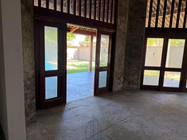 Imagem 11: Casa alto padrão ampla para alugar em Vilas do Atlântico localizada na Rua Praia de